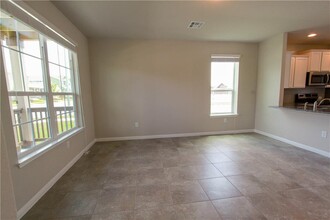 221 Cane River Rd in Pflugerville, TX - Building Photo - Building Photo