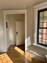 1628 N Central Park Ave, Unit 1ST FL in Chicago, IL - Building Photo - Building Photo