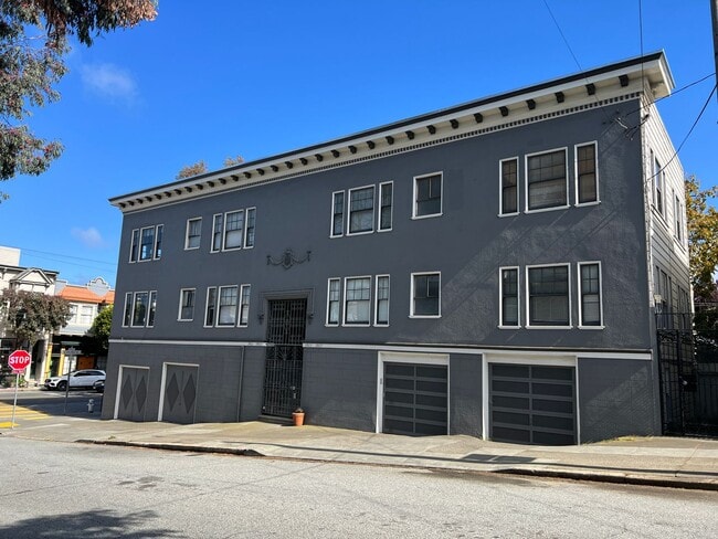 3901-3907 Cesar Chavez St