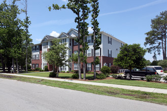 Monticello Park Apartments in Myrtle Beach, SC - Building Photo - Building Photo