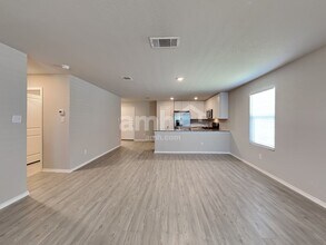 502 Summersweet Rd in New Braunfels, TX - Building Photo - Building Photo