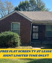 1032 N Evergreen St in Memphis, TN - Building Photo