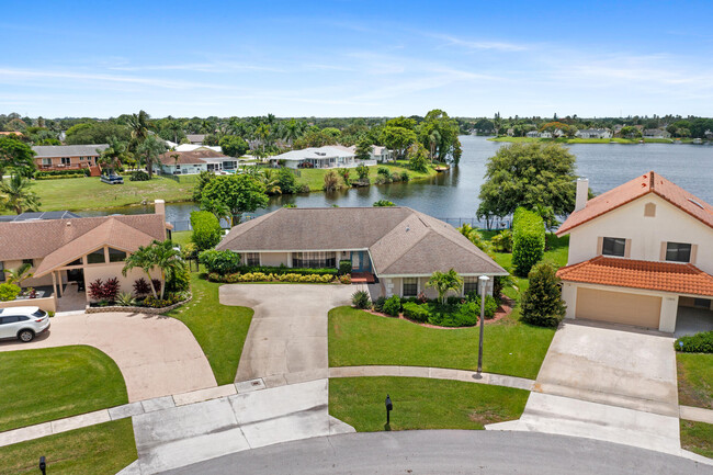 12875 Guilford Cir in Wellington, FL - Foto de edificio - Building Photo