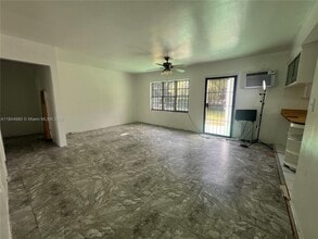 1720 NE 148th St in Miami, FL - Building Photo - Building Photo