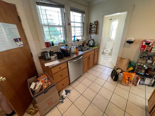 24 Claymoss Rd, Unit 3 in Boston, MA - Building Photo - Building Photo