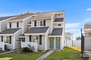 700 Deer Creek Rd in Myrtle Beach, SC - Building Photo