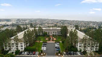 102 Scholz Plz, Unit PH #37 in Newport Beach, CA - Building Photo