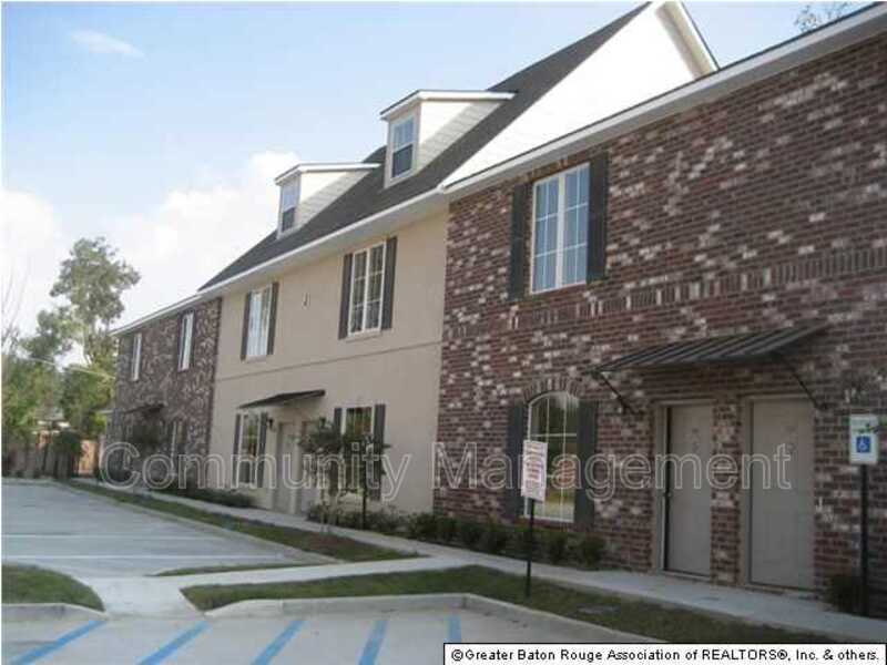 2405 Brightside Dr in Baton Rouge, LA - Building Photo