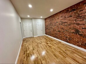 66 Chatham St, Unit 6 in Worcester, MA - Building Photo - Building Photo