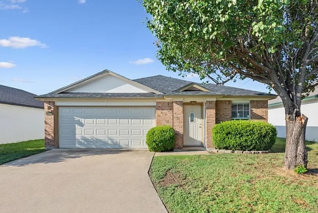 property at 2718 Blackburn Dr