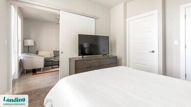 5810 Worth Pkwy in San Antonio, TX - Building Photo - Building Photo