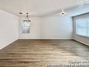 6414 Royal in San Antonio, TX - Building Photo - Building Photo