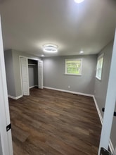 1542 E Perry St in Gastonia, NC - Building Photo - Building Photo