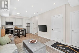 8 Boylen St in Toronto, ON - Building Photo - Building Photo