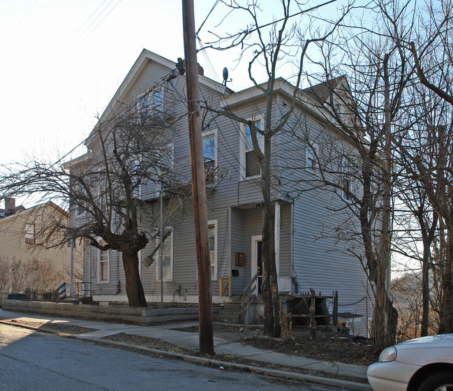 1637-1639 Tremont Ave in Cincinnati, OH - Building Photo - Building Photo