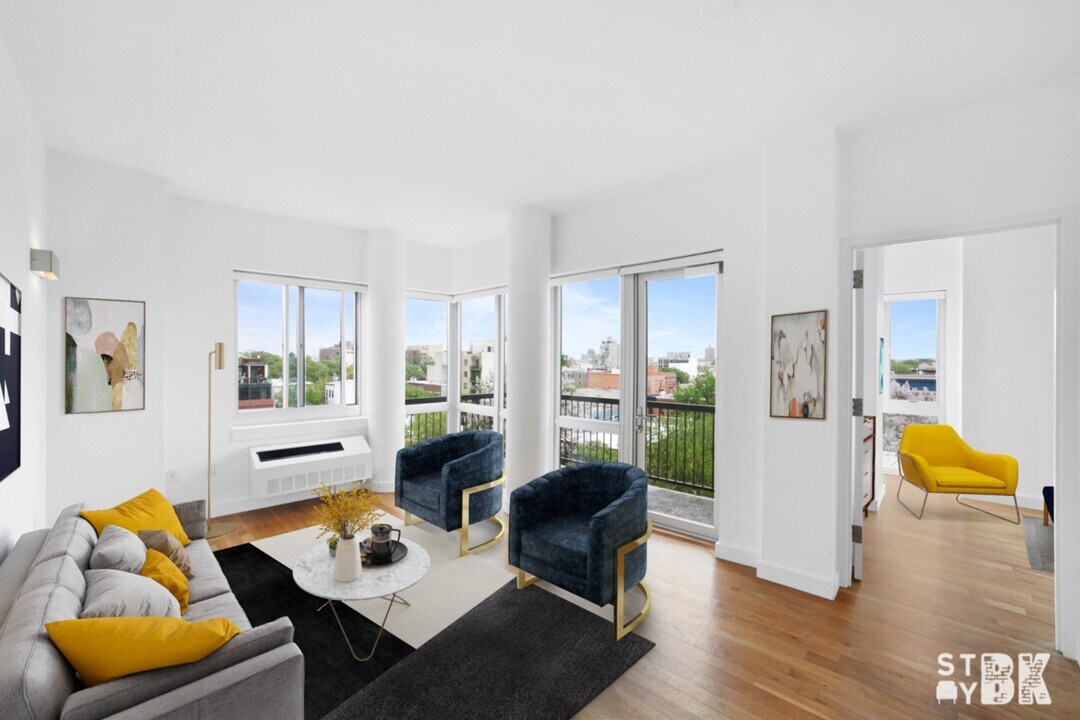 333 Greene Ave in Brooklyn, NY - Building Photo