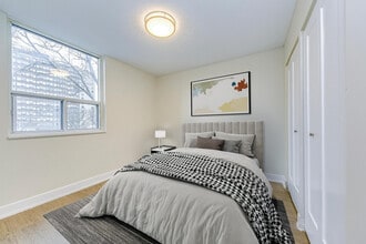 Haldimand Apartments in Hamilton, ON - Building Photo - Building Photo