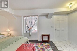 415-415 Jarvis St in Toronto, ON - Building Photo - Building Photo