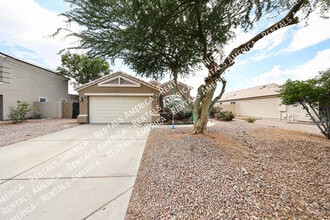 7175 W Citrus Way in Glendale, AZ - Building Photo - Building Photo