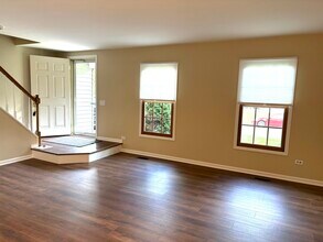 2024 Westfield Dr in Gurnee, IL - Building Photo - Building Photo