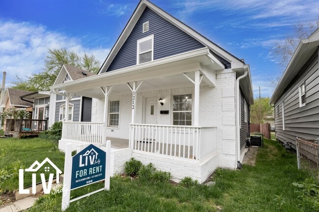 property at 1212 S Keystone Ave