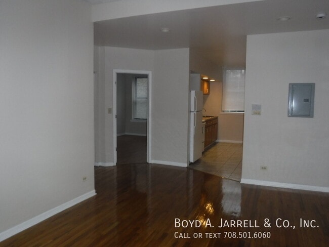 5657 S Indiana Ave in Chicago, IL - Building Photo - Building Photo