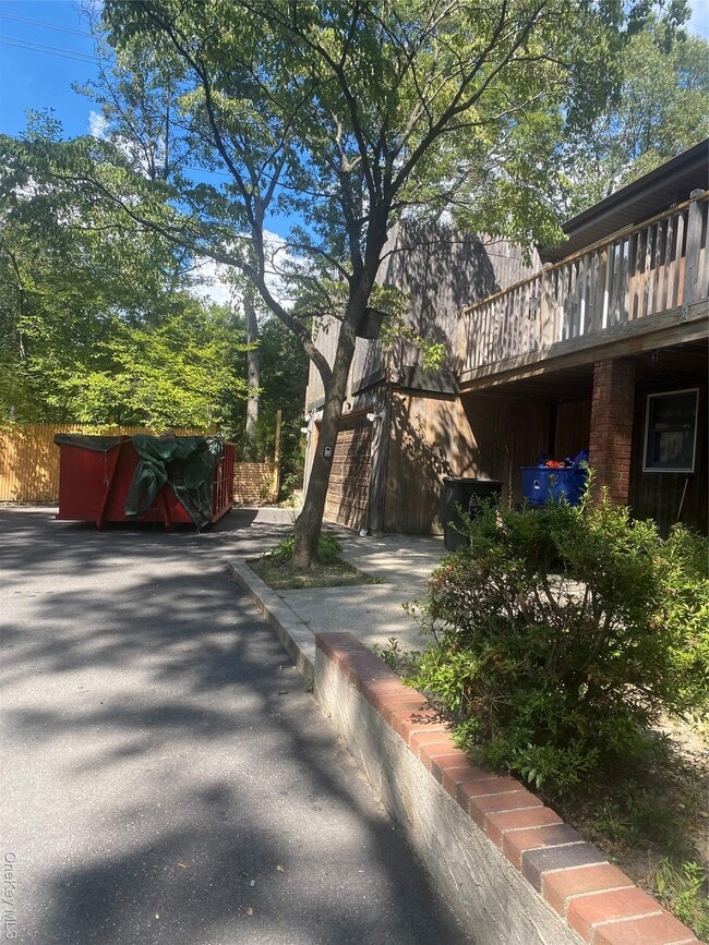1465 Motor Pkwy in Hauppauge, NY - Building Photo - Building Photo