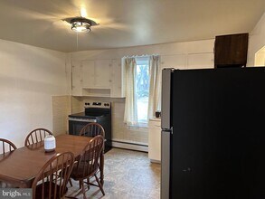 15 Myers Rd in Berkeley Springs, WV - Building Photo - Building Photo