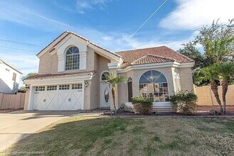 803 W Bradford Dr in Gilbert, AZ - Building Photo - Building Photo