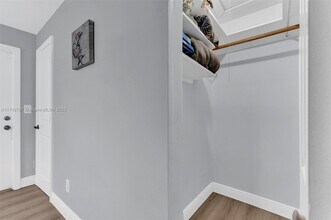 1120 SW 30th St in Fort Lauderdale, FL - Building Photo - Building Photo