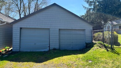 33192 California Ln in Warrenton, OR - Foto de edificio - Building Photo