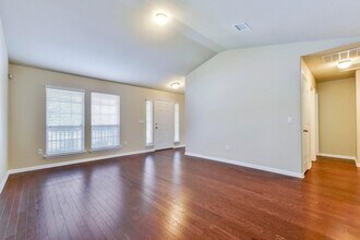 18401 Friendship Hill Dr in Pflugerville, TX - Building Photo - Building Photo