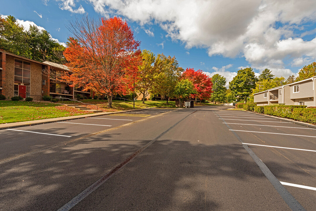 Durham Court Apartments Buildings A, B & C in Allison Park, PA - Building Photo