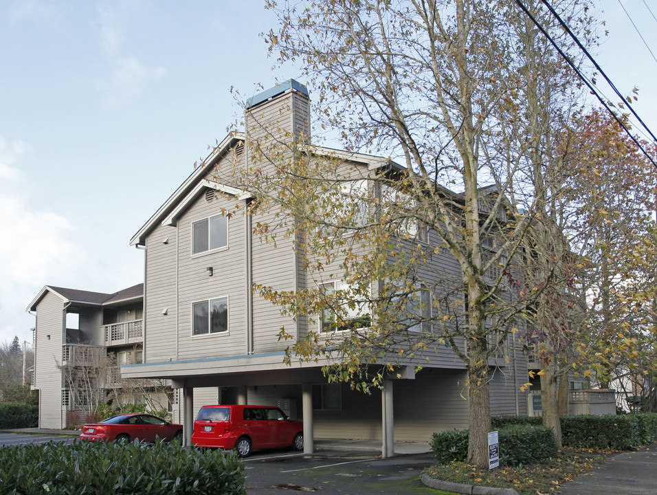 WATKINS PLACE APARTMENTS in Issaquah, WA - Foto de edificio