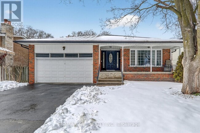 property at 1719 Valentine Gardens