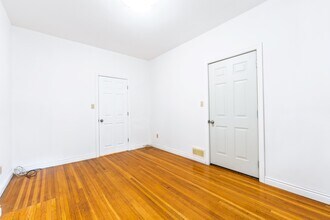 125 Mavety St in Toronto, ON - Building Photo - Building Photo