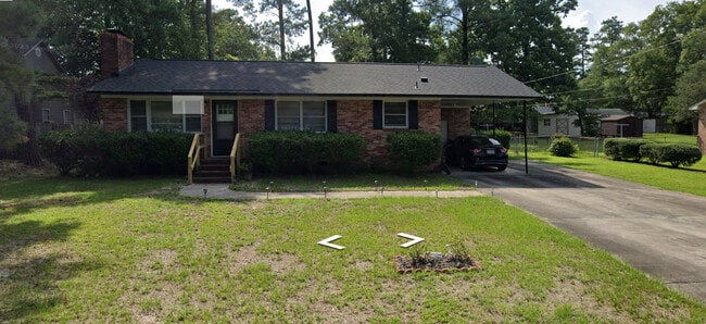 3027 Broadview Dr