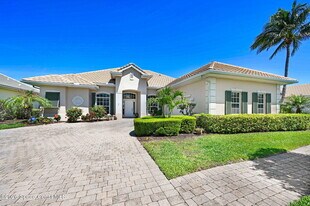 5327 Solway Dr in Melbourne Beach, FL - Building Photo