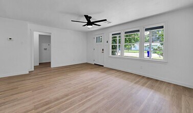 3113 N 25th St in Waco, TX - Foto de edificio - Building Photo