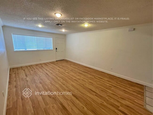 14455 E Juniper Ave in Lockeford, CA - Building Photo - Building Photo