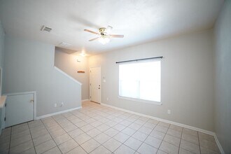 2403 Hartsfield Rd in Tallahassee, FL - Building Photo - Building Photo