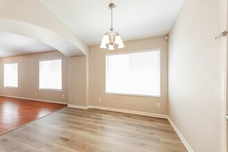 8335 W Columbine Dr in Peoria, AZ - Building Photo - Building Photo