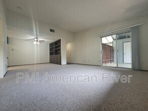 3030 Olive Glen Ct in Sacramento, CA - Building Photo - Building Photo