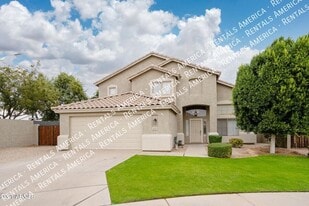 6013 S Danielson Way in Chandler, AZ - Building Photo
