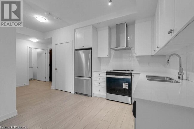 property at 55 Duke St W