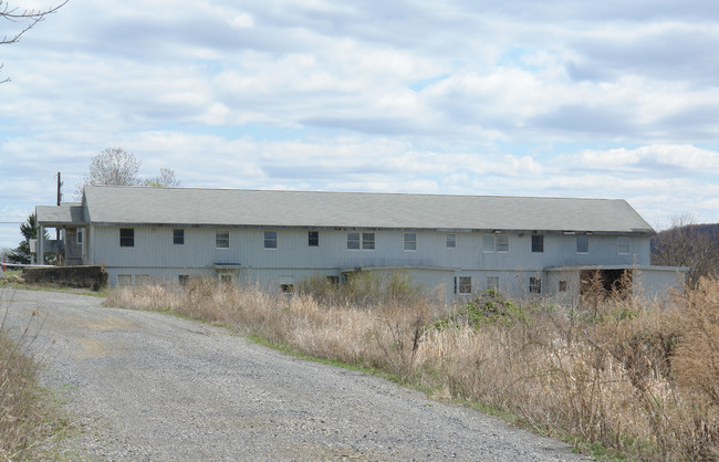 Regents Apartments in Sunbury, PA - Foto de edificio - Building Photo