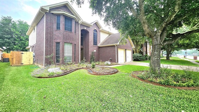 3121 English Oaks Blvd in Pearland, TX - Building Photo - Building Photo