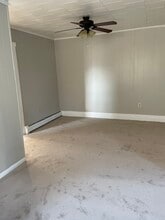 303 N 3rd St in Catawissa, PA - Foto de edificio - Building Photo