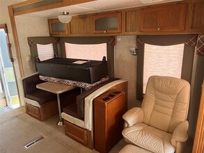 433 HCR 2105 Loop N in Whitney, TX - Building Photo - Building Photo