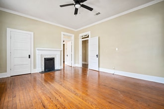 1153 Caroline Ave in Mobile, AL - Building Photo - Building Photo